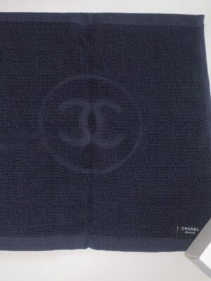 Chanel Beauty Navy Bleu Face Hand Towel 30cm x 30 cm New in Box VIP Gift