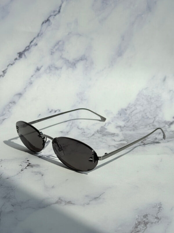 Fendi First FE4075US Rimless Sunglasses in Silver Grey - Image 5