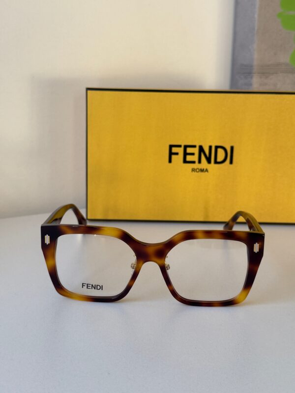 Fendi FE50085F Brown Havana Frames - Image 4