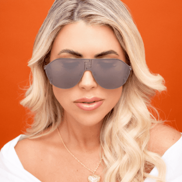 Fendi FE40080U Match Shield Sunglasses in Mirror Gold - Image 3