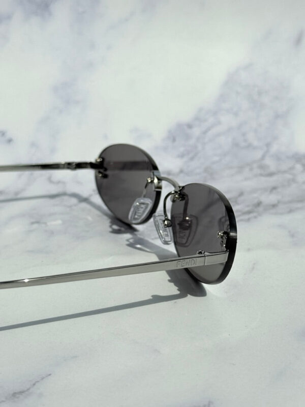 Fendi First FE4075US Rimless Sunglasses in Silver Grey - Image 8