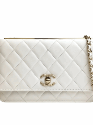 CHANEL CLUTCH ON CHAIN - WHITE