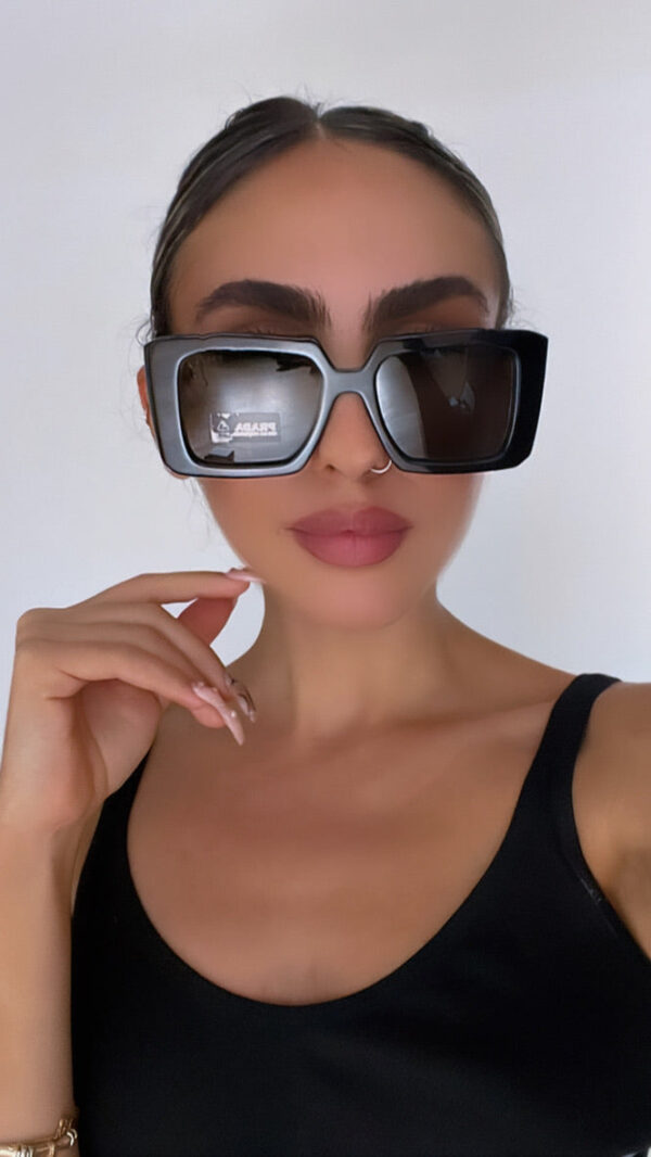Prada PR23YS Sunglasses in Black - Image 5