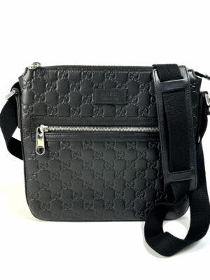 GUCCI SIGNATURE MESSENGER BAG MEN - BLACK