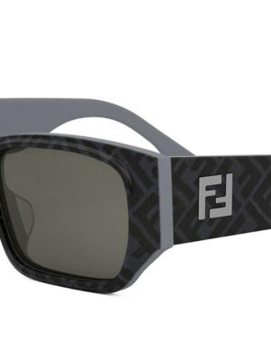 Fendi Squared FE40144F Sunglasses in Logo Grey